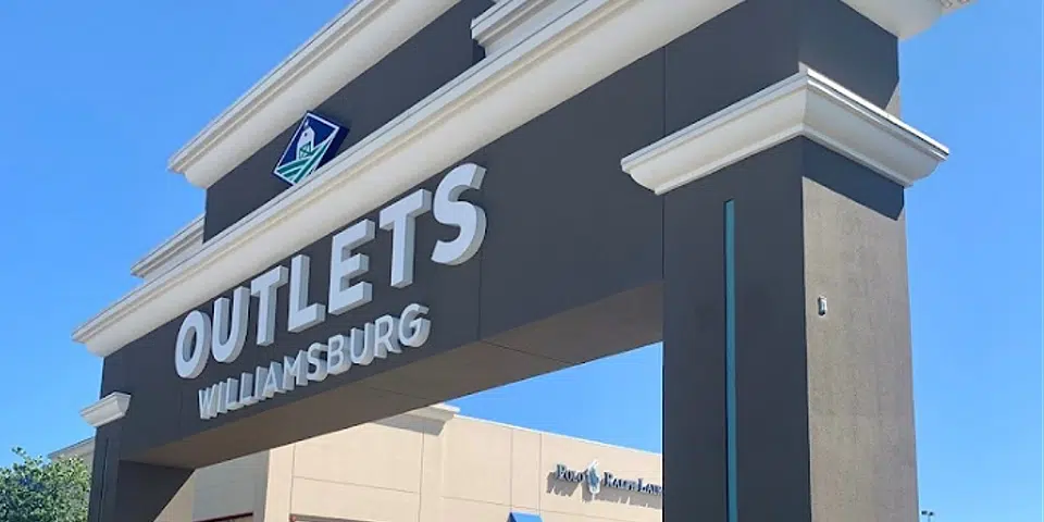 Outlets Williamsburg – Williamsburg, IA Outlets Williamsburg | I-80 Exit Guide